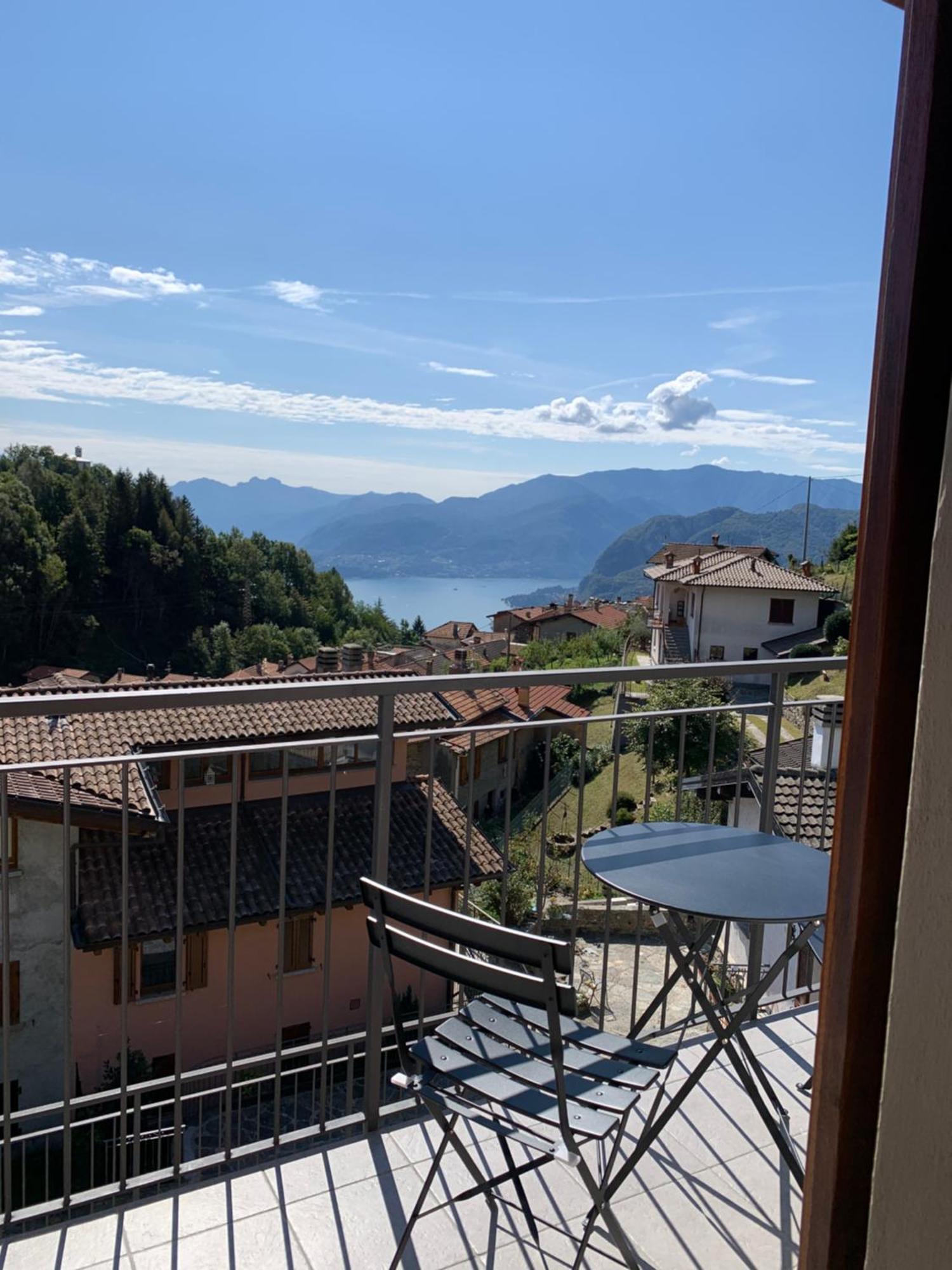Casa Savina - Stupenda Vista Lago E Monti Plesio Exterior foto